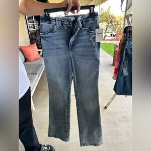 Good American Light Blue Straight Jeans